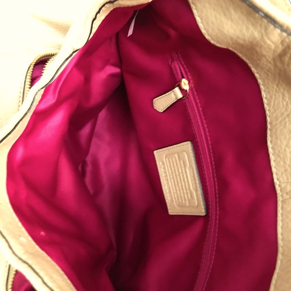 “COACH” Shoulder bag. PERFECT CONDITION - ORIGINAL DUSTBAG - CARE INSTRUCTIONS - Picture 13 of 13